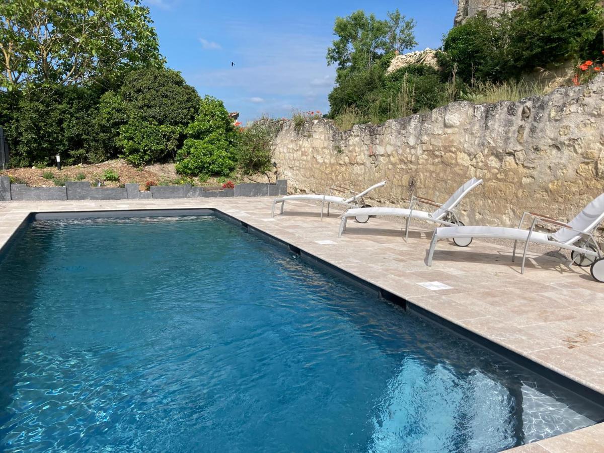 Logis Auberge De Crissay Exterior photo