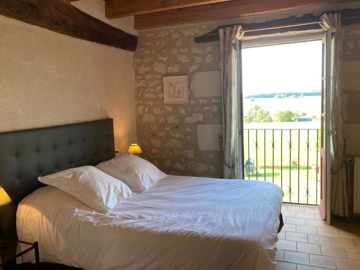 Logis Auberge De Crissay Exterior photo